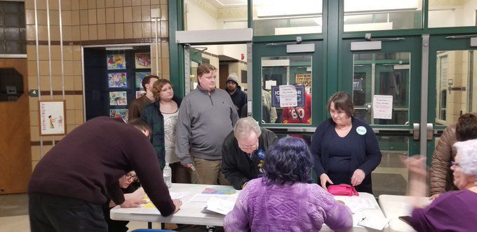 Manageable caucus lines in Davenport